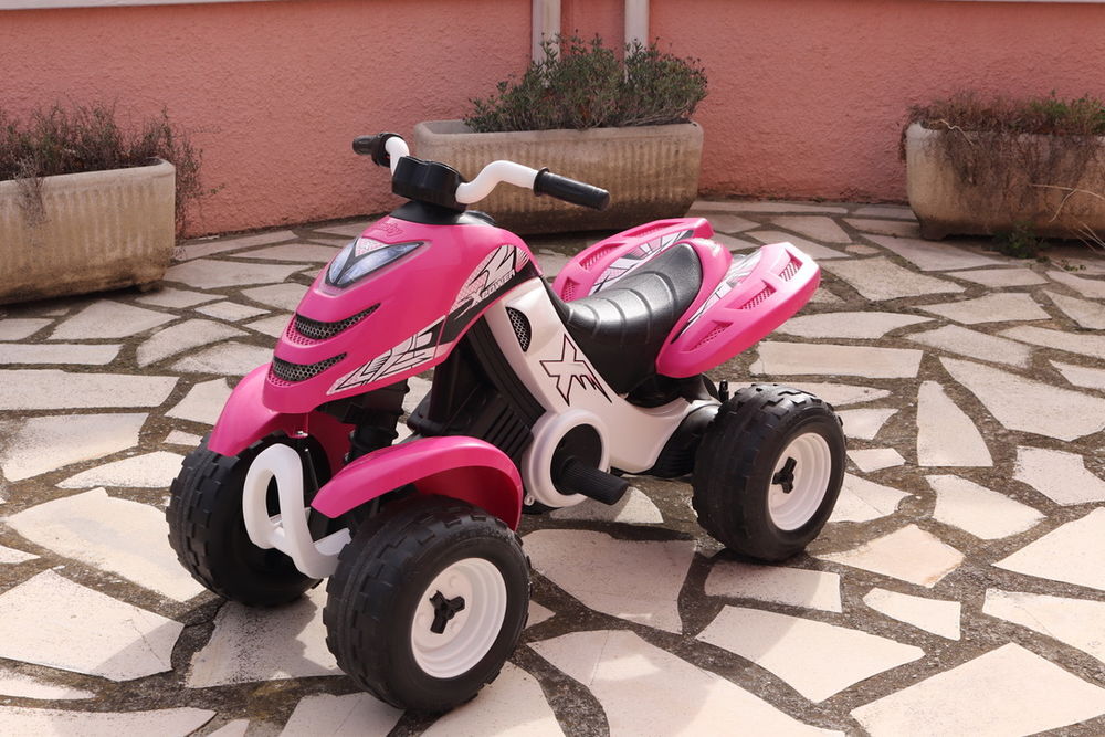 Quad &Eacute;lectrique SMOBY 6 Volts pour Enfant
Jeux / jouets
