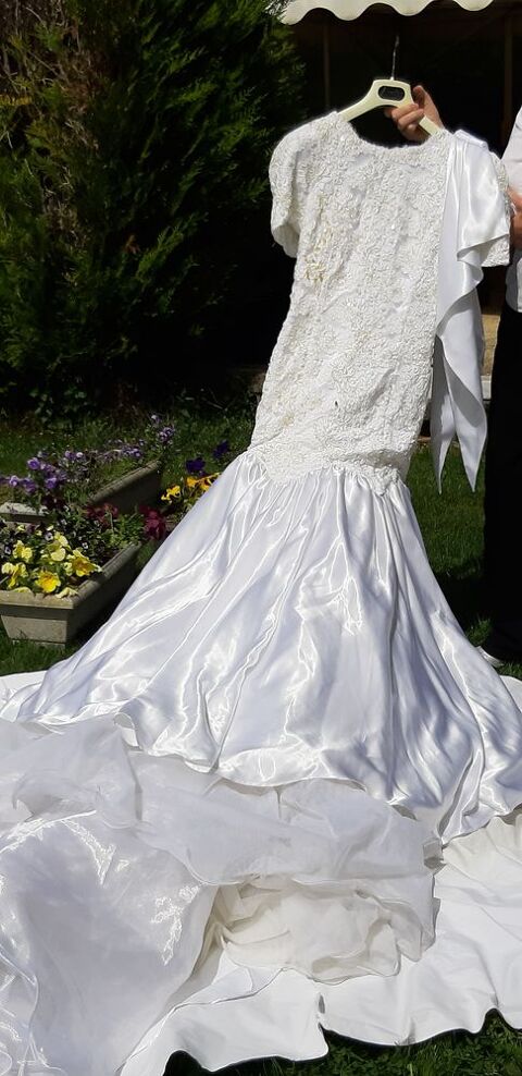 Robe de mariée fabrication italienne neuve sans étiquette 250 Collonges-sous-Salève (74)