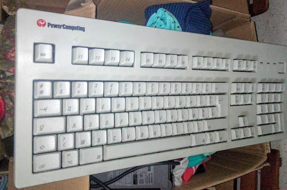 clavier am&eacute;ricain adb. pour mac clone us gb Matériel informatique