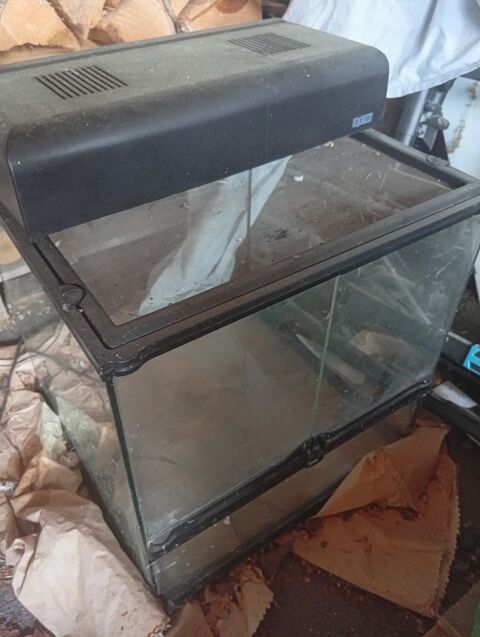 Terrarium pour reptiles 45*45 20 01170 S�gny