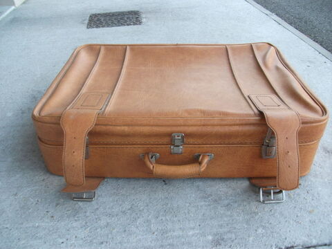 valise en cuir 15 Lormont (33)