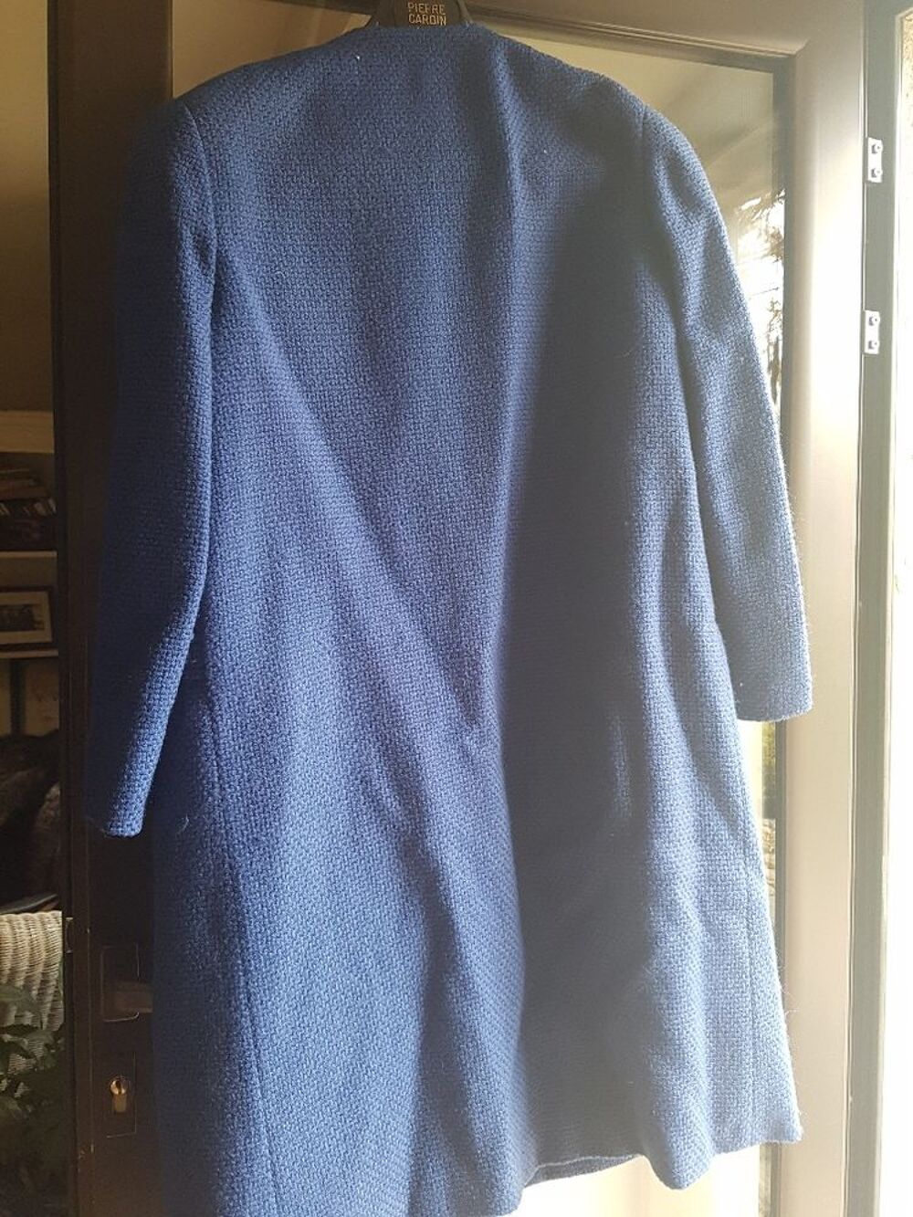 Manteau bleu en laine, doubl&eacute;, vintage
Vêtements