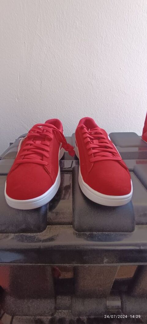 Superbes baskets PUMA authentiques rouges neuves 49 Sanary-sur-Mer (83)