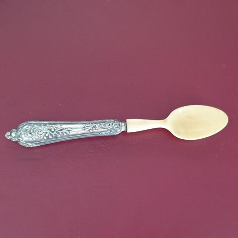 Cuill�re � bouillie manche argent massif Ancien 42 Antony (92)