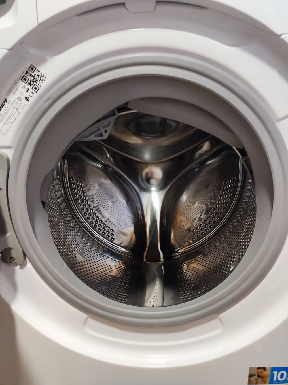 LAVE LINGE SECHANT CANDY SOUS GARANTI JUSQU'EN NOVEMBRE 2026 Electroménager