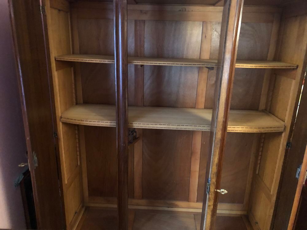 armoire et sa table de chevet Meubles