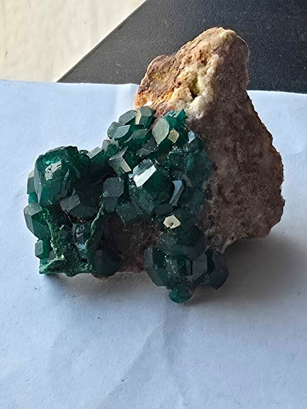 Dioptase sur Gangue du Katanga RDC-Sp&eacute;cimen de Collection 39g 