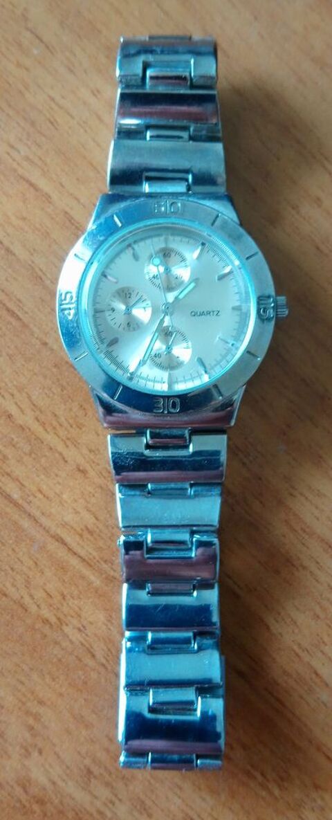 Montre Bijou Brigitte pour femme 29 La Courneuve (93)