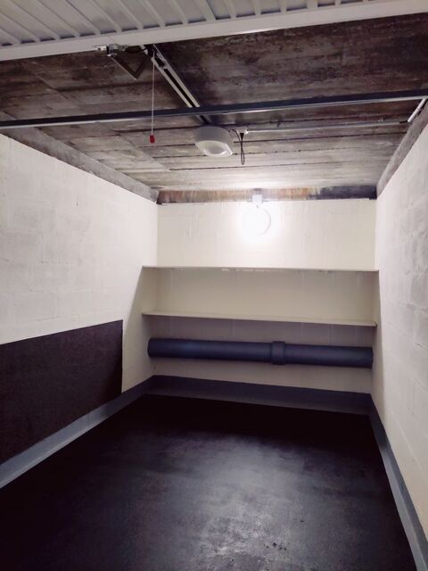  Parking / Garage  louer 14 m