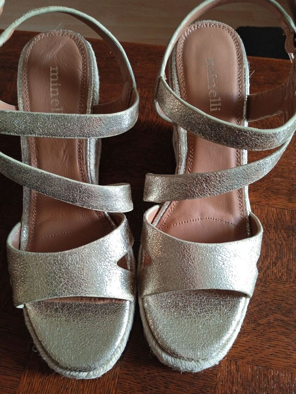 chaussures d'&eacute;t&eacute; marque Minelli Paris ,taille 39 Chaussures