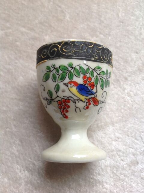 COQUETIER ANCIEN JAPON PORCELAINE PEINT MAIN Envoi Possible
6 Tr�gunc (29)