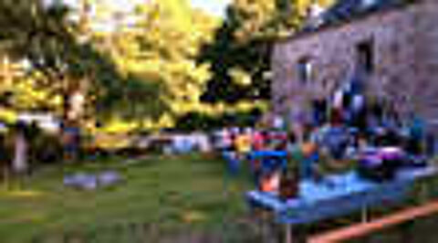Vide grenier guinguette refuge animaux Les Zamis de Mel Lann Vide grenier, marché aux puces, braderie