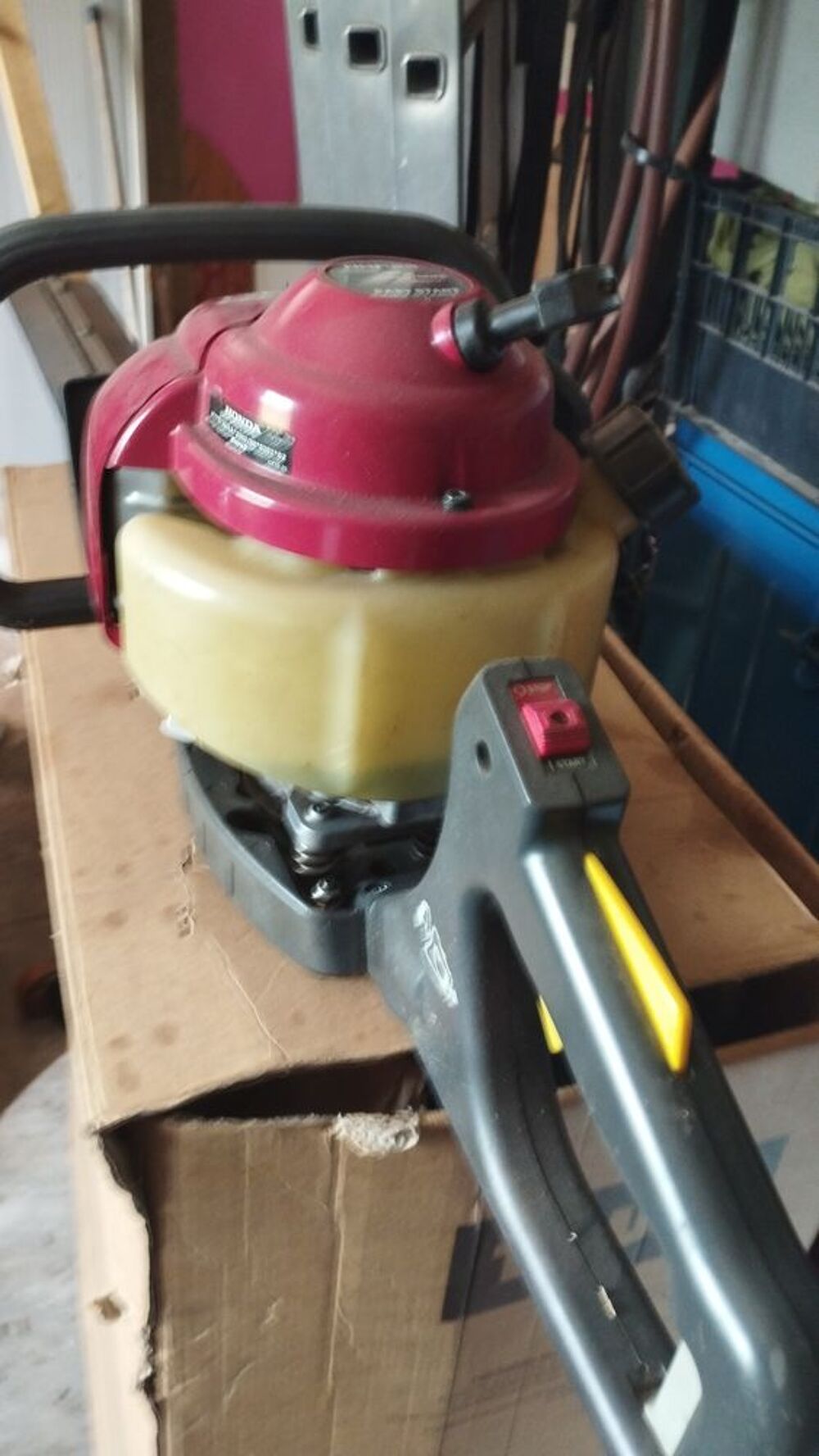 Moteur Honda HHH25 4 temps Easy Start Jardin