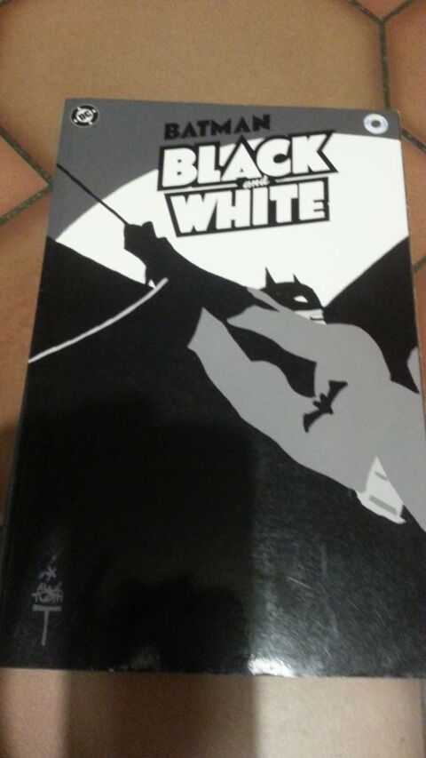 Batman Black and White - D C Comics 10 Guyancourt (78)