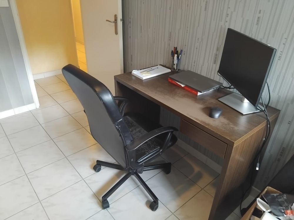 Bureau + chaise IKEA Meubles