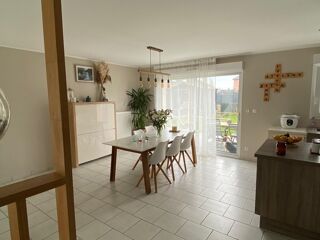  Maison  vendre 5 pices 99 m