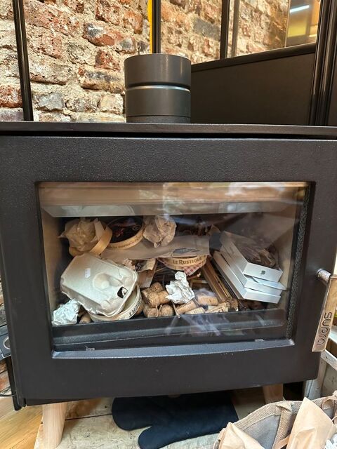 pole  bois 500 Paris 18 (75)