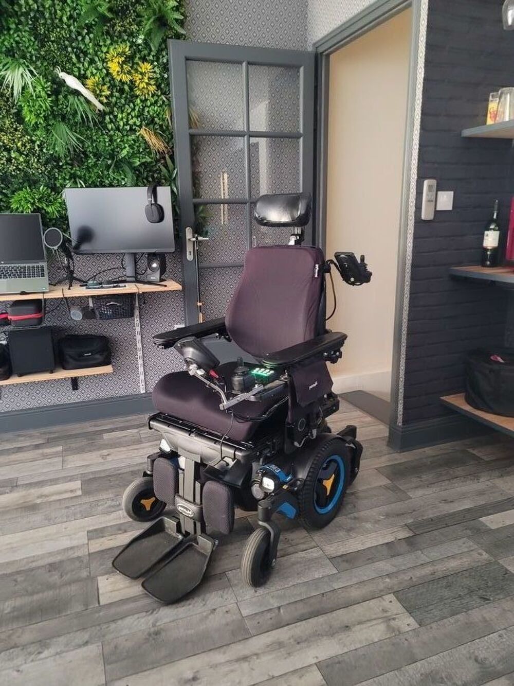 Fauteuil roulant Permobil M3 Corpus Avec Lift Sports