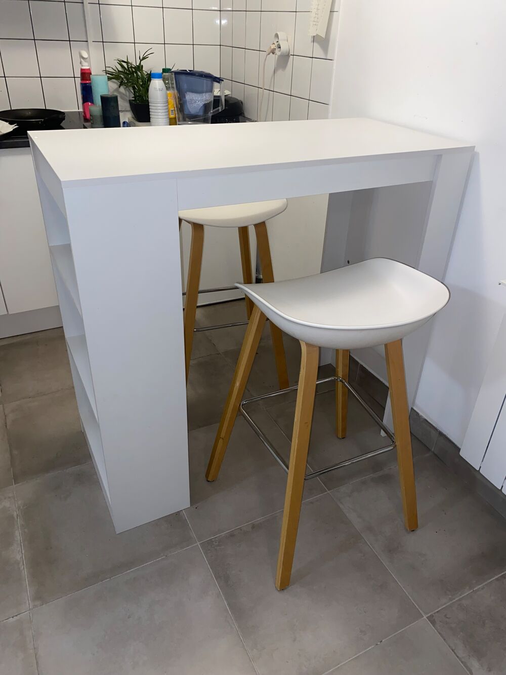 Table de bar + chaises Meubles