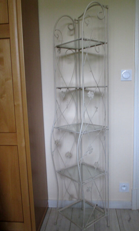 tagre fer/verre vintage crues. Troc possible. 30 Saint-lix-le-Chteau (31)