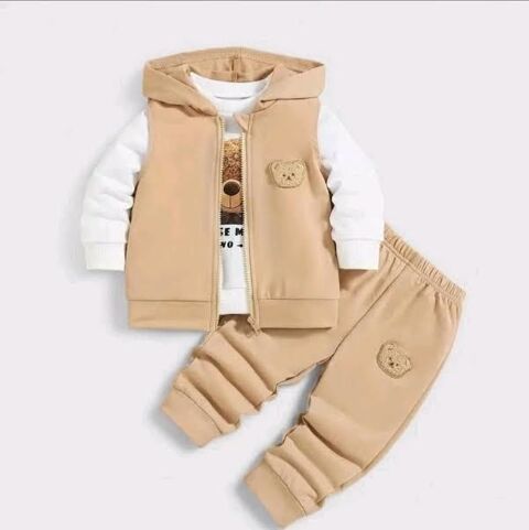 v�tement bebe 3 pi�ces 12/18 MOIS 25� neuf 25 N�mes (30)