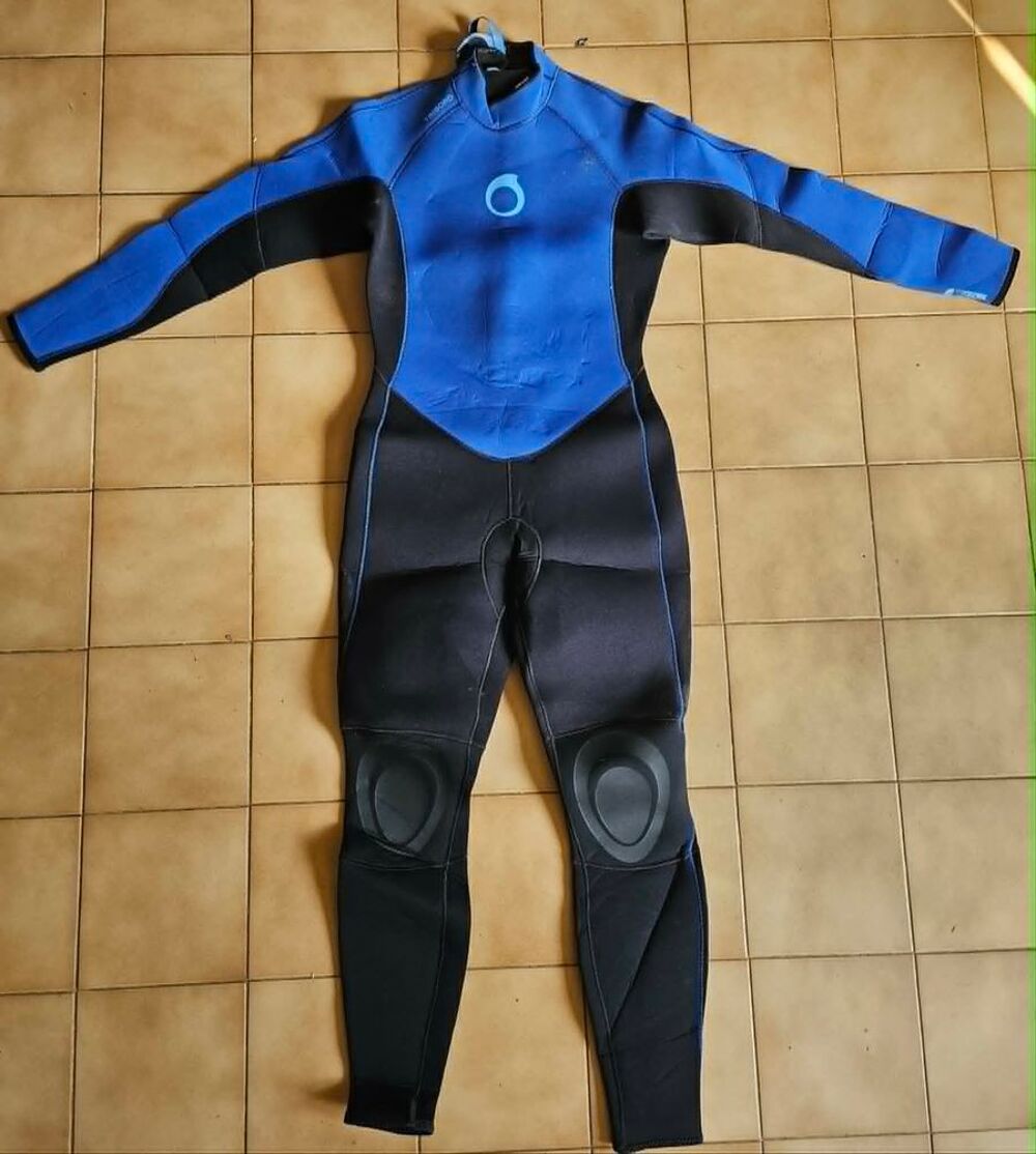 Combinaison int&eacute;grale plong&eacute;e, surf Sports