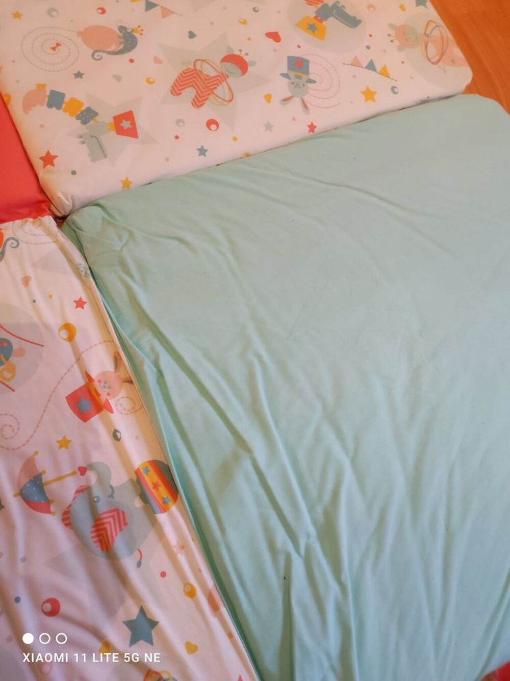 Tapis de sol b&eacute;b&eacute; Pu�riculture