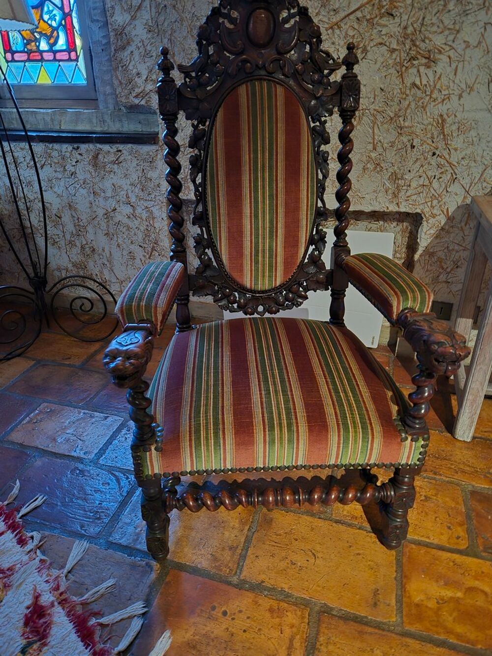 Chaise Ancienne Sculpt&eacute;e en Bois avec Tissu Ray&eacute; Meubles