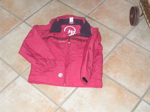 BLOUSON CHAUD  QUECHUA 8 ANS 10 Cressanges (03)