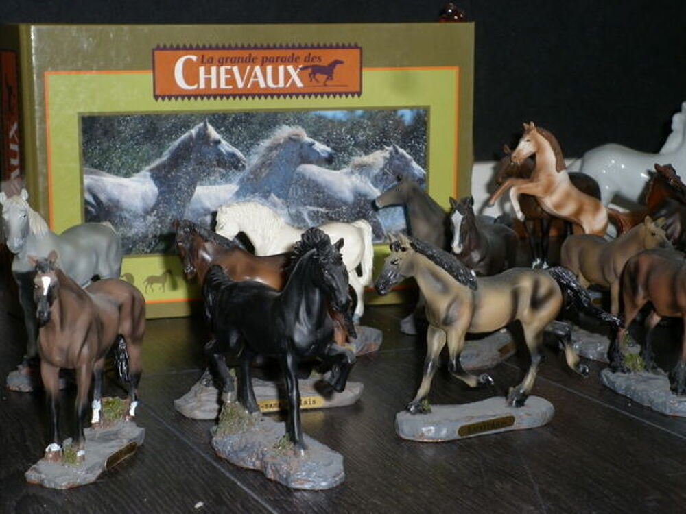 figurines chevaux 