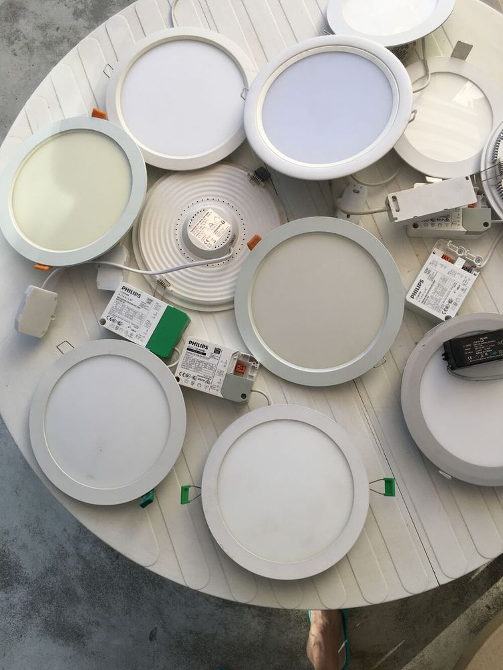 spots encastrables au choix Bricolage