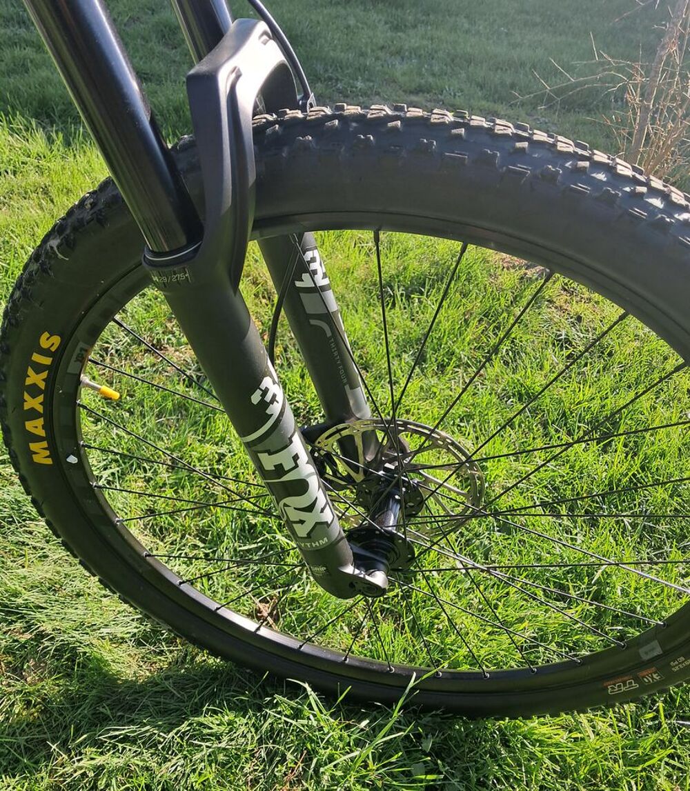 VTT SEMI RIGIDE CARBONE
Vélos