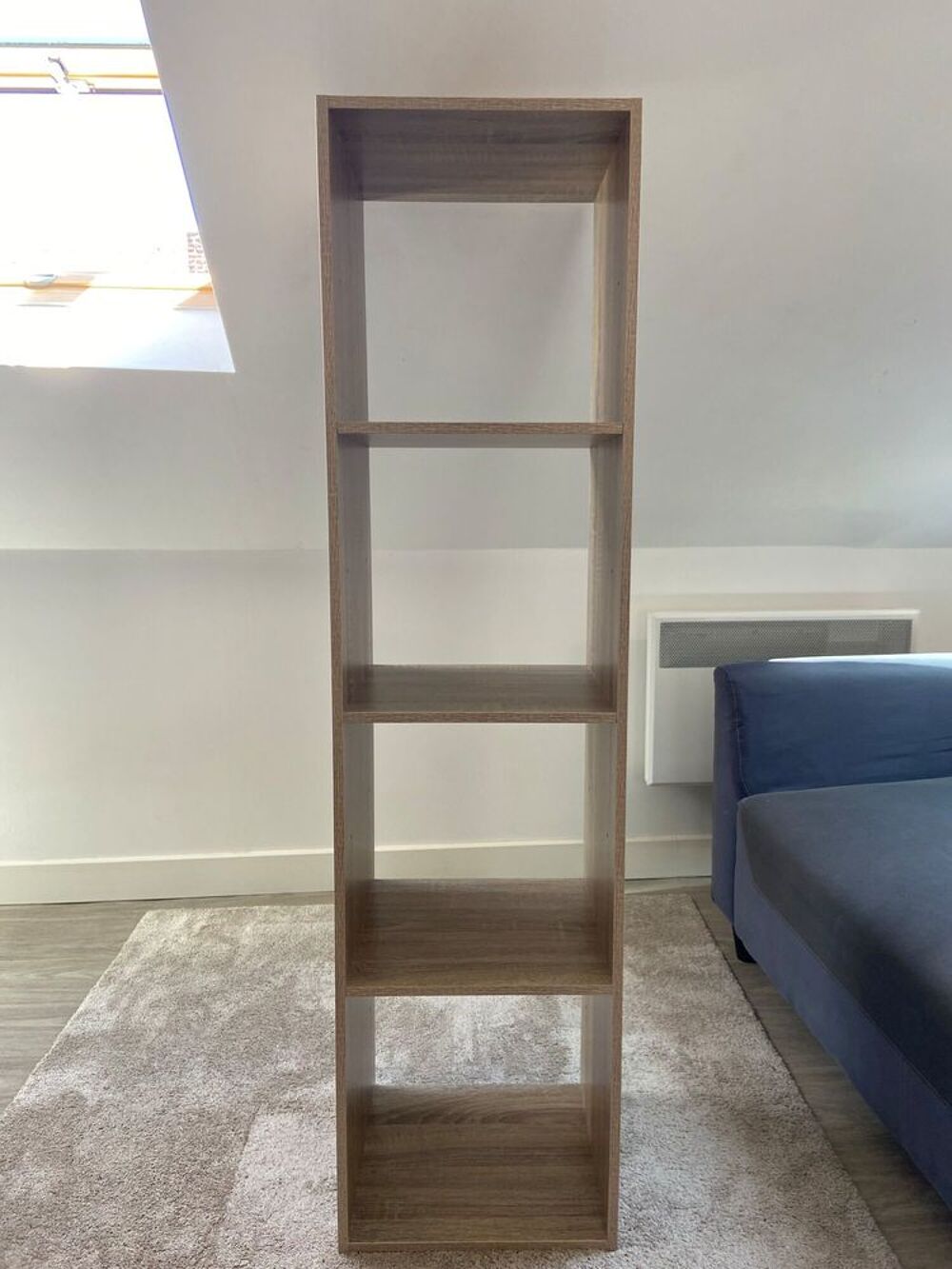 &Eacute;tag&egrave;re verticale 4 cases effet bois ? Tr&egrave;s bon &eacute;tat Meubles