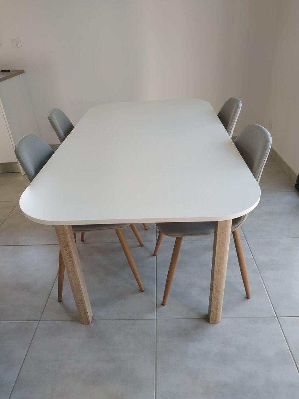 chaise de salle &agrave; manger plus table Meubles