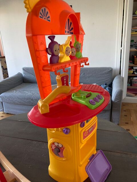 Cuisini�re pr petite fille 10 Chatou (78)