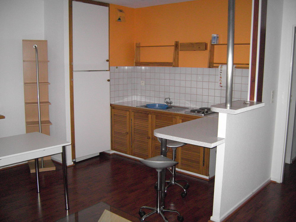 Location Appartement SAINT-AVOLF  F1 BON ETAT 400 € Saint-avold