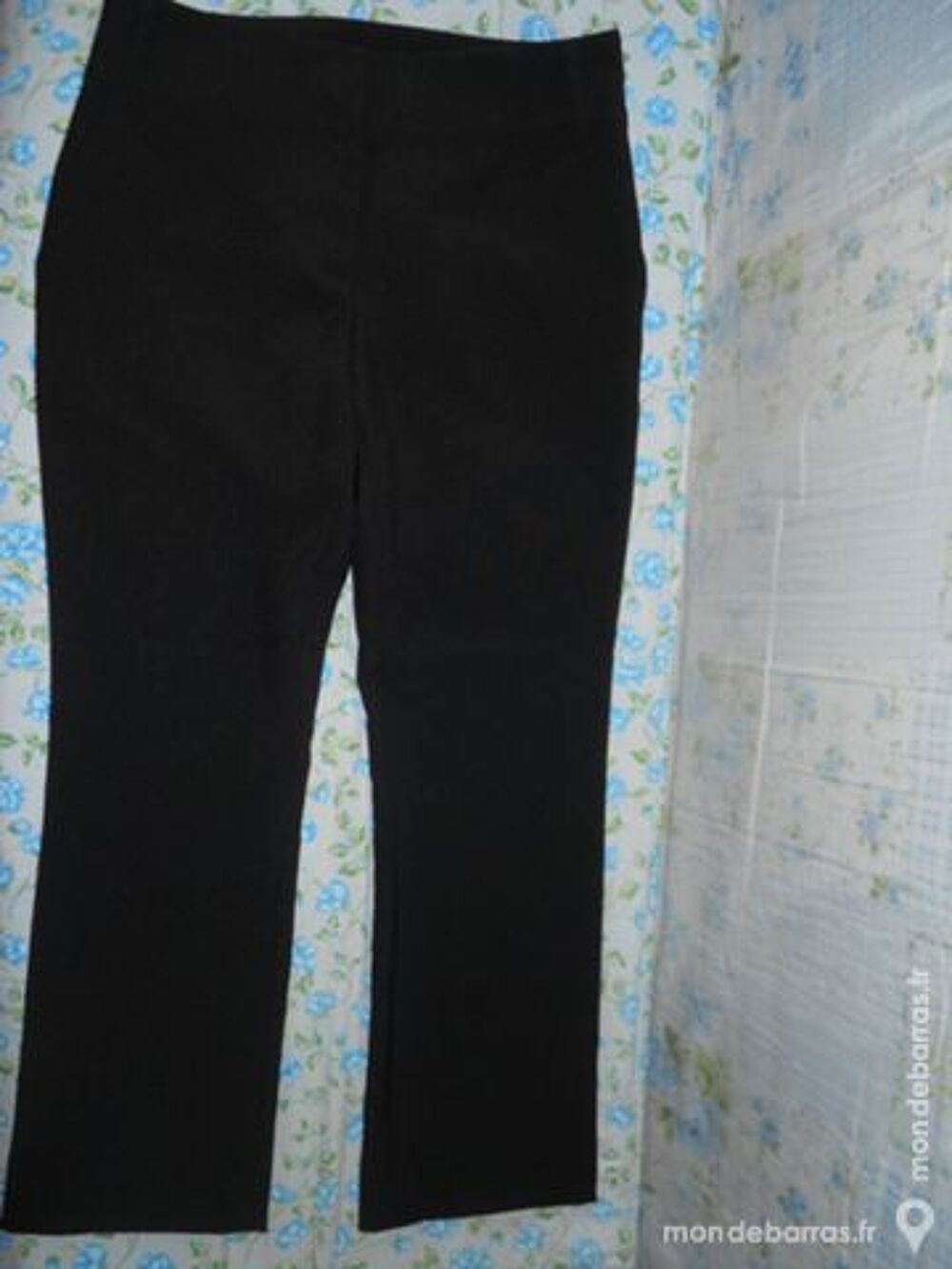 Pantalon noir polyester taille 38 neuf Vêtements