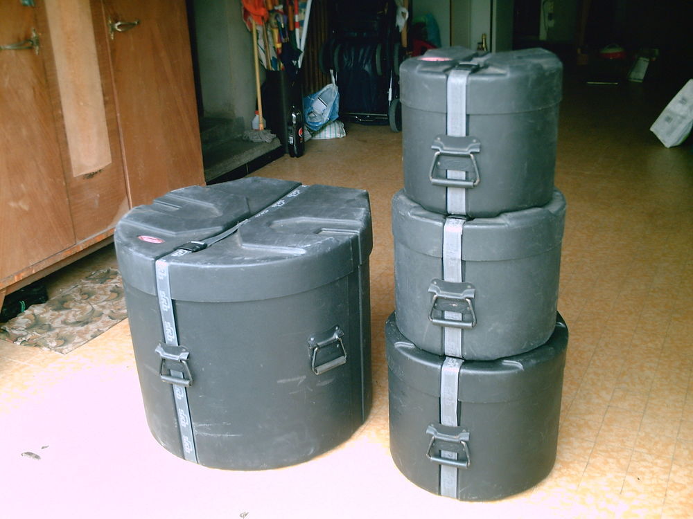SET de 4 flycases SKB pour DRUMS Instruments de musique