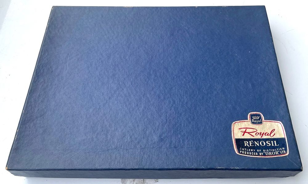 M&eacute;nag&egrave;re/couverts neuve fruits de mer &amp; poissons 46 pi&egrave;ces D�coration