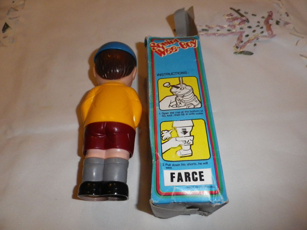 SQUIRT WEE BOY figurine en plastique dur vintage Jeux / jouets