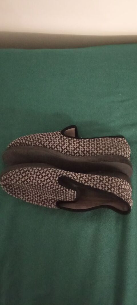 Chaussons pantoufles charentaises homme 12 Paris 19 (75)