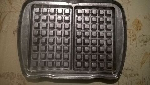 Jeu de plaques gaufrier LAGRANGE. 20 Flers-en-Escrebieux (59)