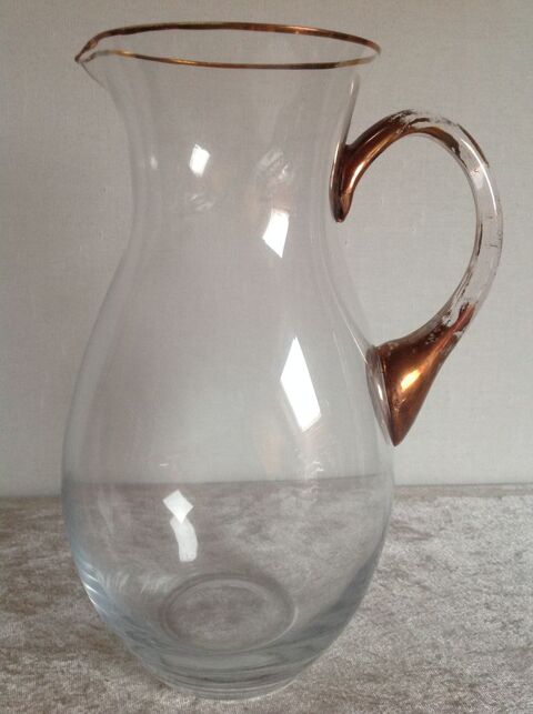 CARAFE ANCIENNE EN VERRE ANSE & LISERÉ DORÉ Envoi Possible
19 Trégunc (29)