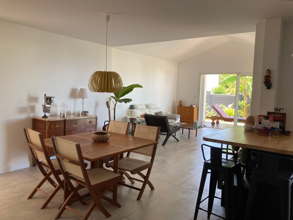 Vente Villa Villa 147m2 - Terrain 475m2 - 4 Chambres - Piscine - Vue mer Sainte-marie