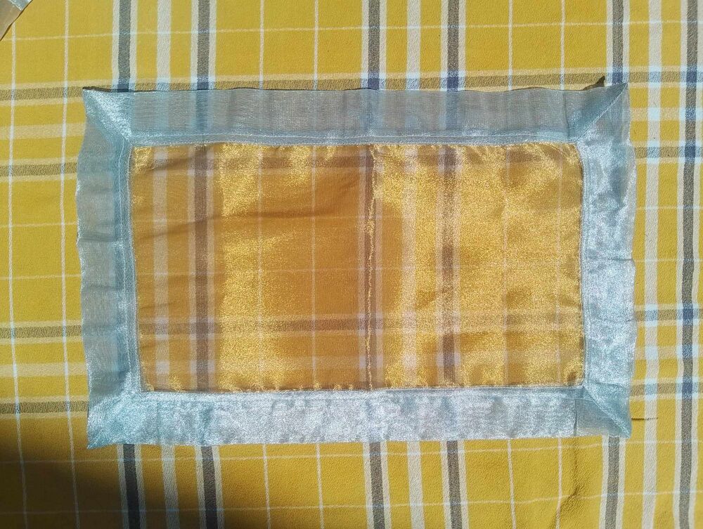 Lot de 2 Napperons de 47 x 29 cm - Mod&egrave;le Vintage Décoration