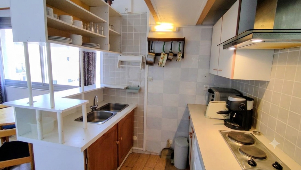 Vente Appartement LE CAP D'AGDE: Secteur Falaises, à proximité du port et de la plage du môle (accès par la passerelle), appartement en rez de chaussée, 2 pièces/mezzanine. Le cap d agde