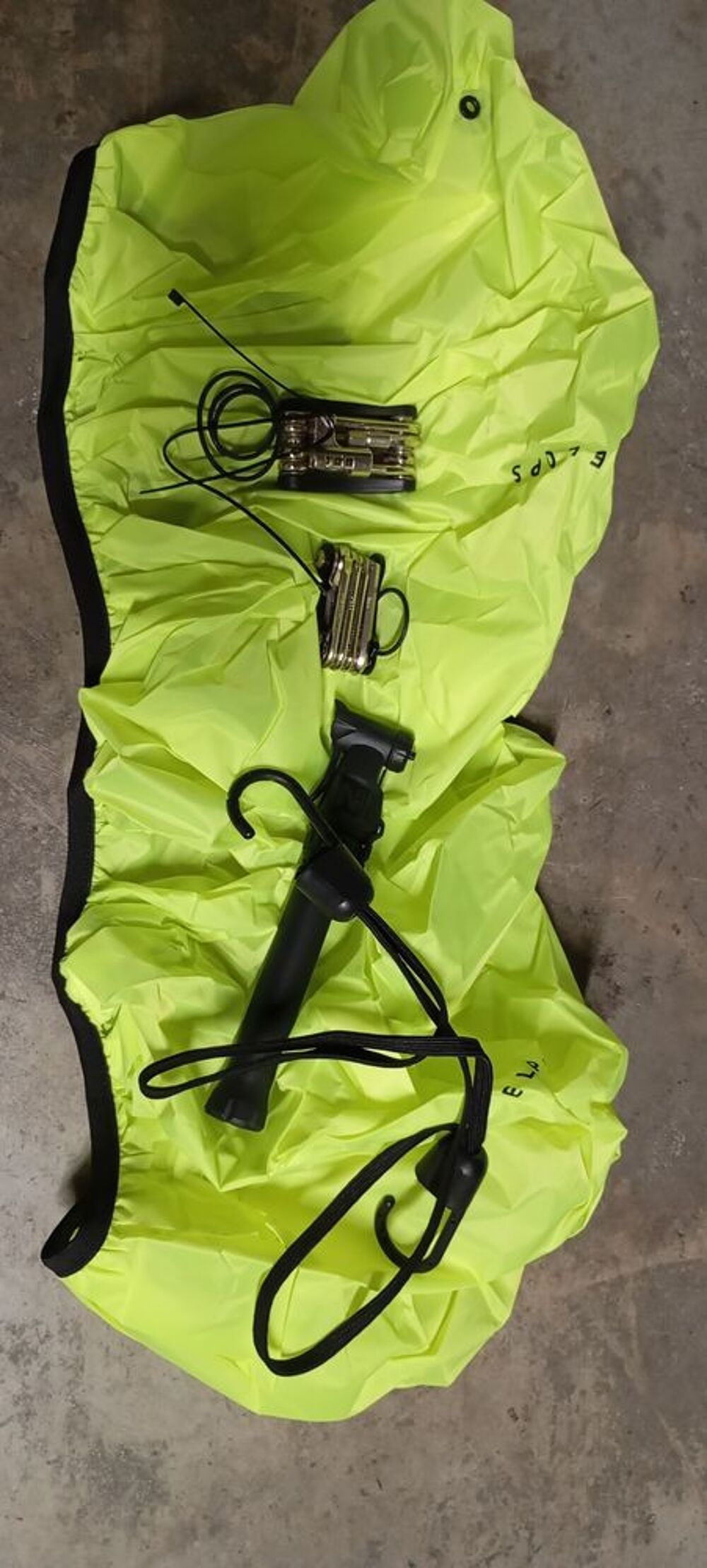 V&eacute;lo avec accessoires
Vélos