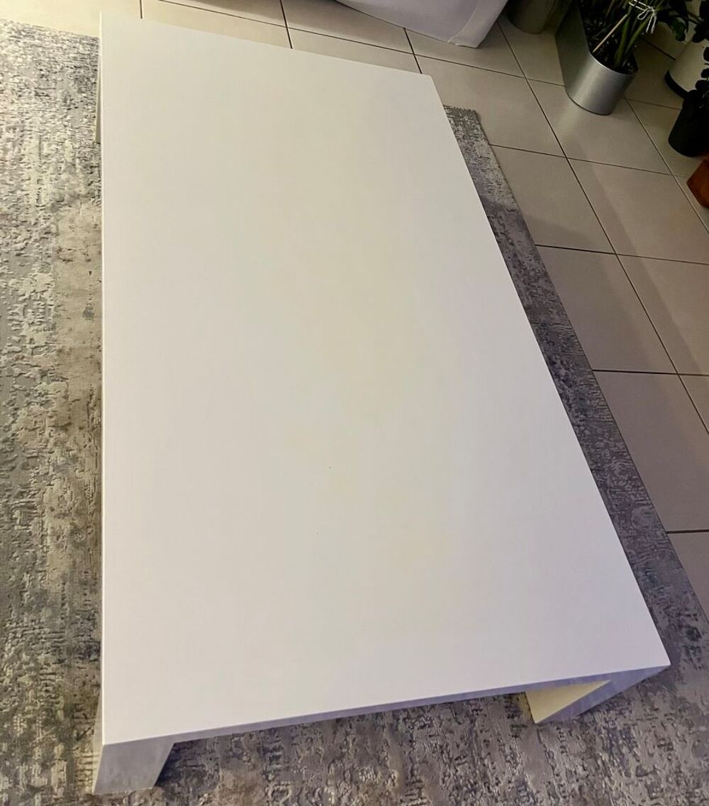Table basse salon laqu&eacute;e blanche Meubles