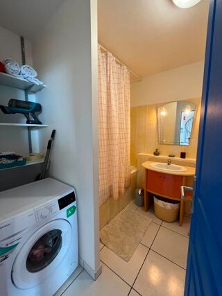  Appartement à louer 2 pièces 45 m²
