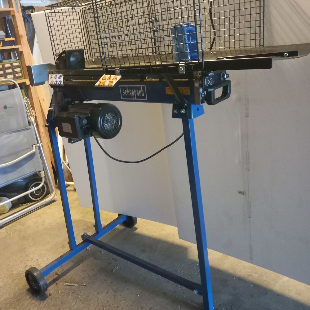 Fendeur de b&ucirc;ches servi 3 mois , encore sous garantie Bricolage